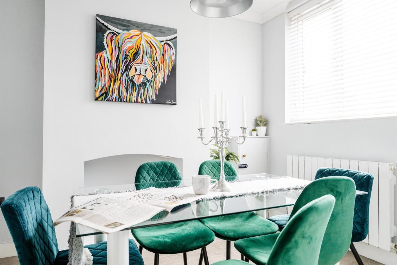 Villa Churnet Valley Townhouse - Modern Cheadle House Extérieur photo